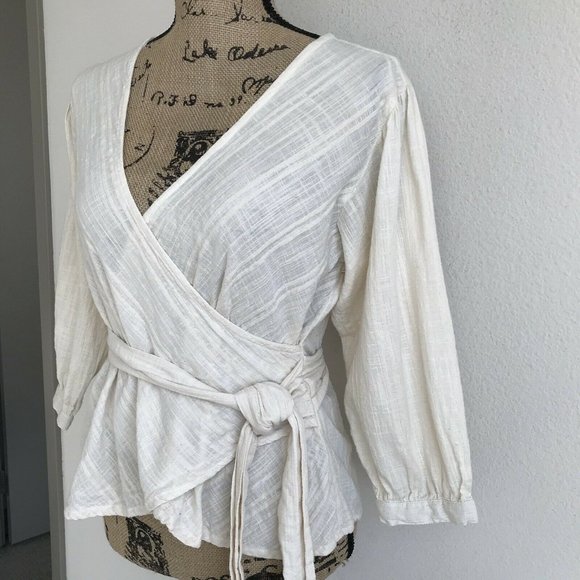 RD & Koko Wrap Top Ivory Long Sleeve Tie Waist - Picture 2 of 12